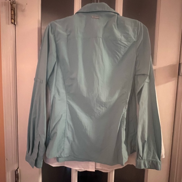 Bundle 2 long sleeve sunshirts (NWT Eddie Bauer-white)(NWOT Columbia-blue)Medium - Picture 4 of 10
